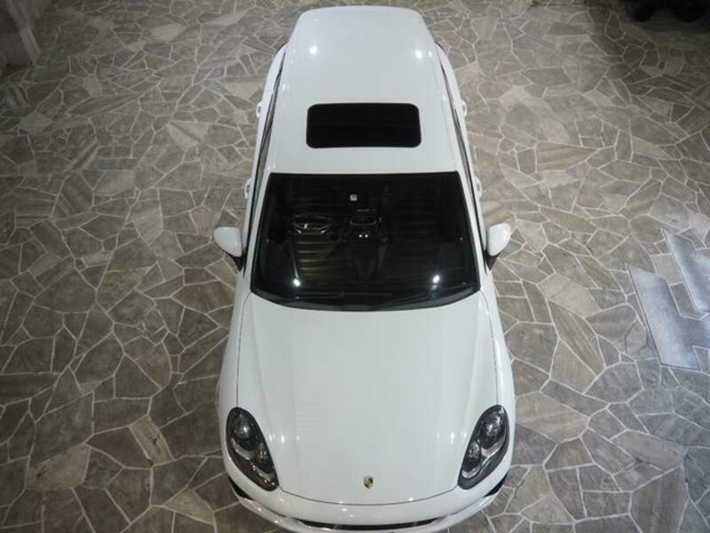 CAYENNE