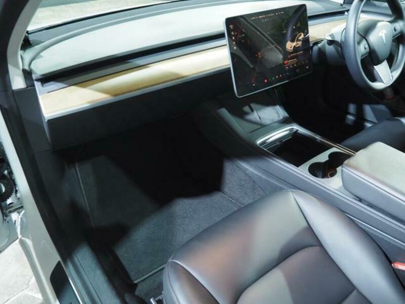 MODEL 3