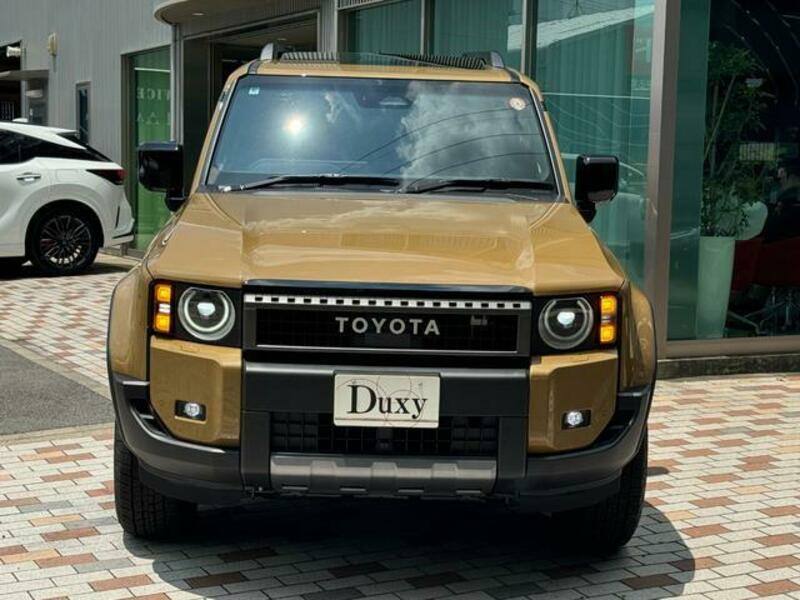 LAND CRUISER 250