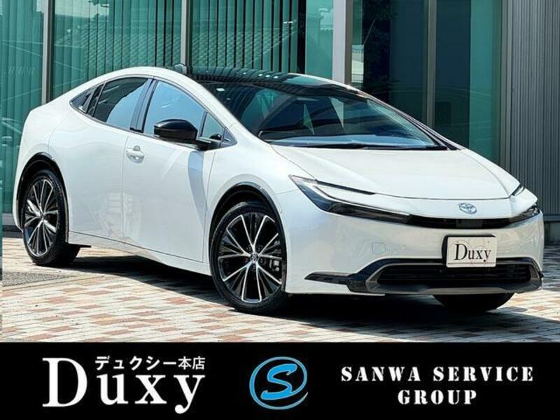 TOYOTA PRIUS