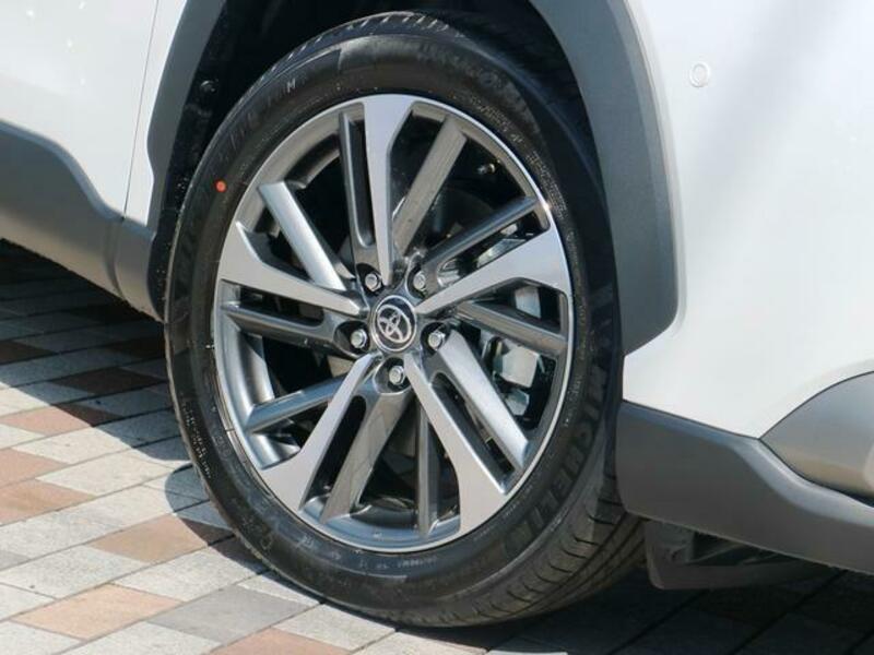 COROLLA CROSS