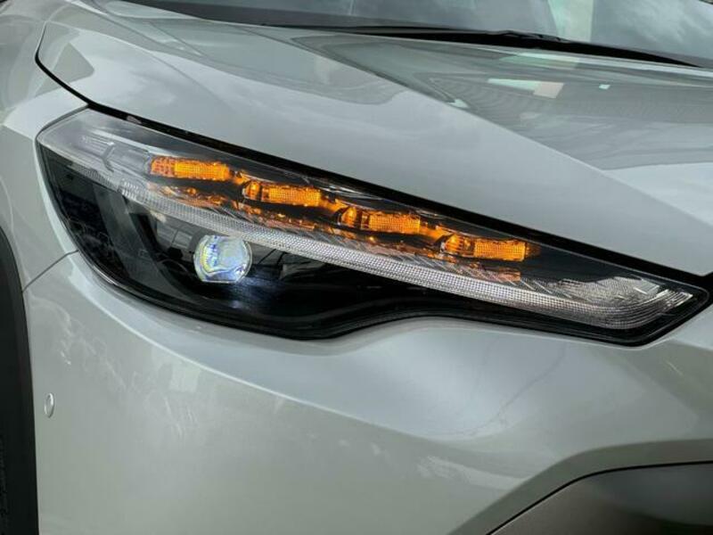 COROLLA CROSS