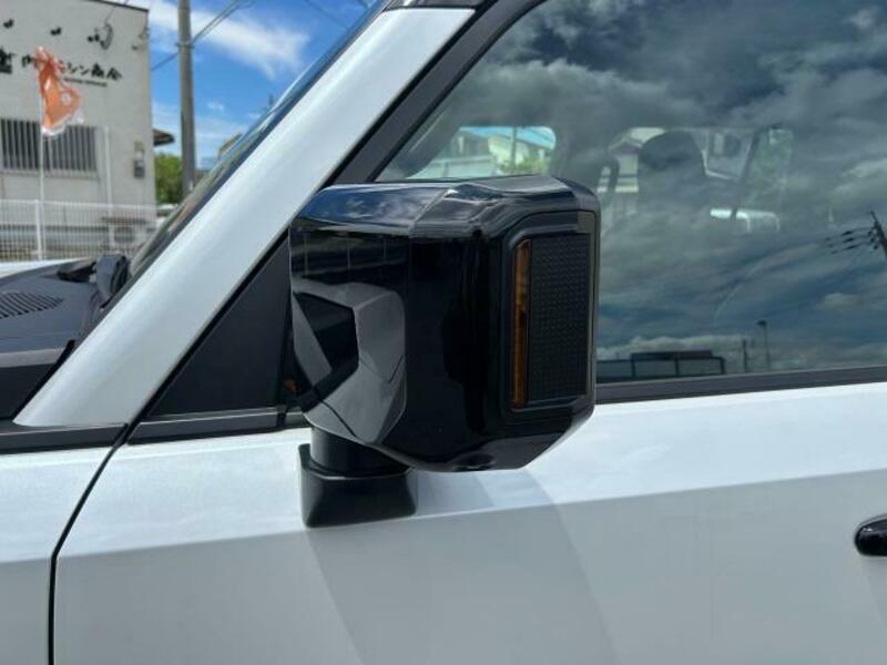 LAND CRUISER 250