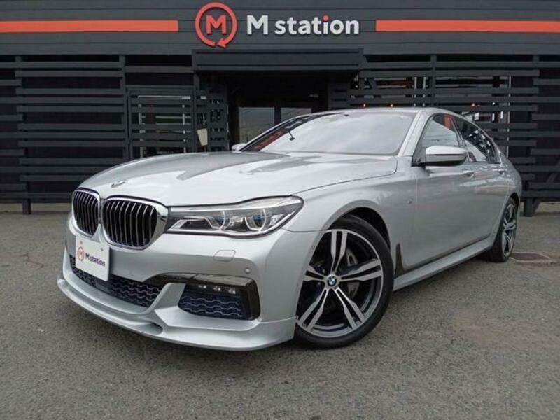 BMW 7 SERIES