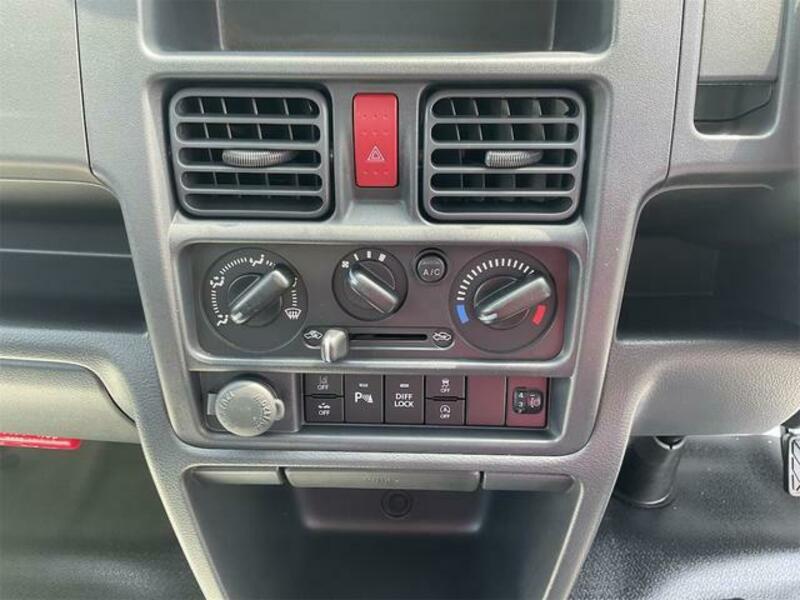 MINICAB TRUCK