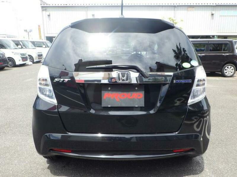 FIT HYBRID