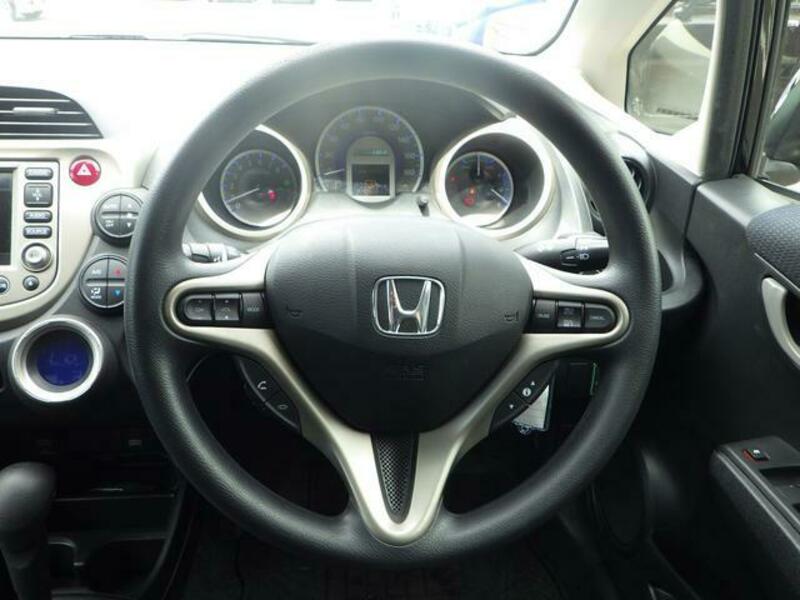 FIT HYBRID