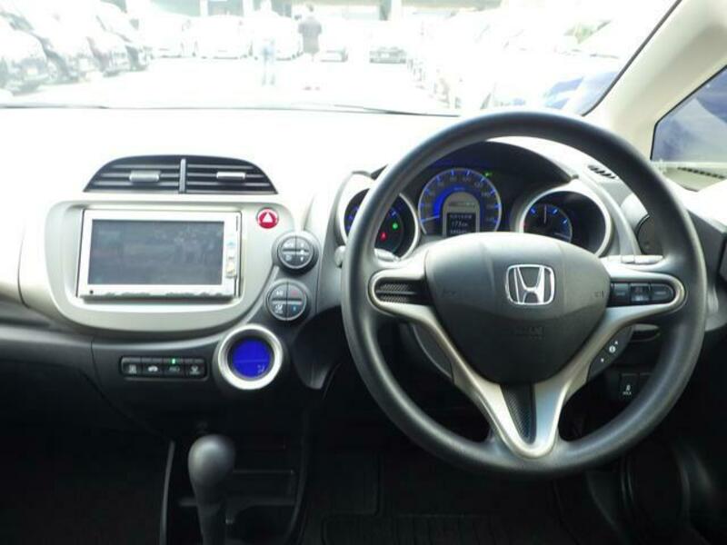 FIT HYBRID