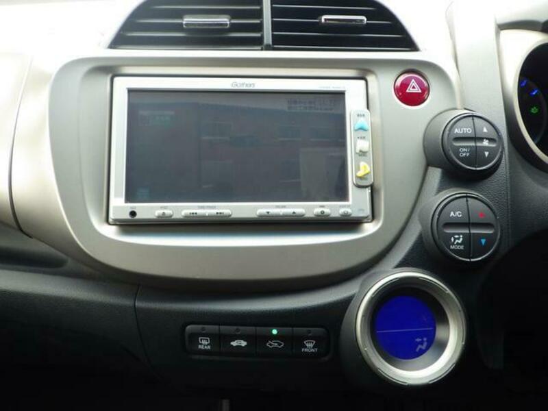 FIT HYBRID