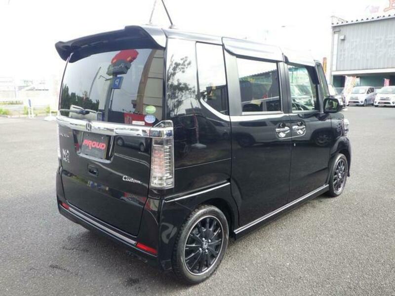 N BOX CUSTOM