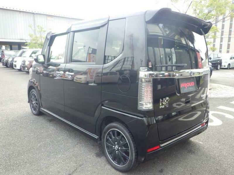 N BOX CUSTOM