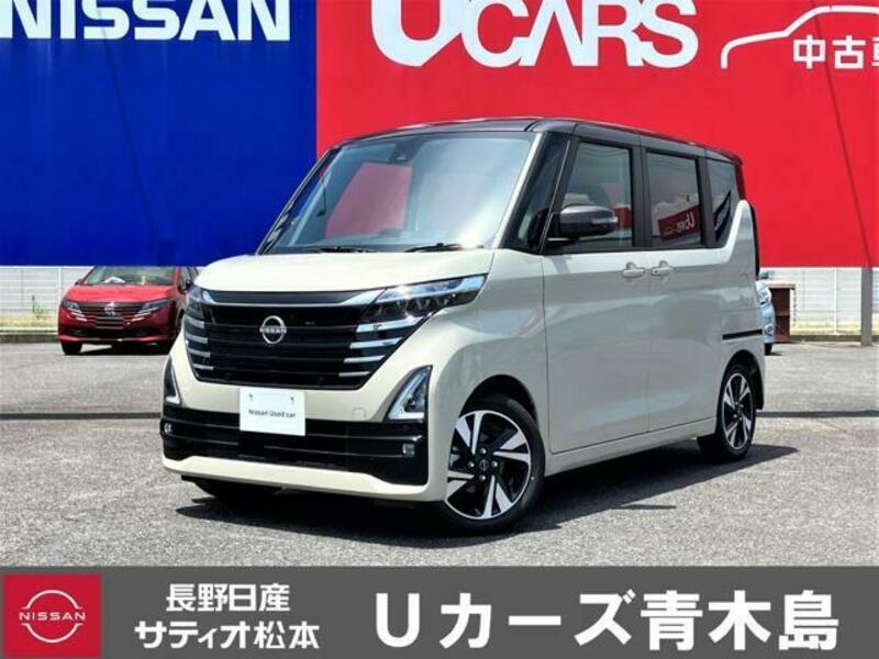 NISSAN ROOX