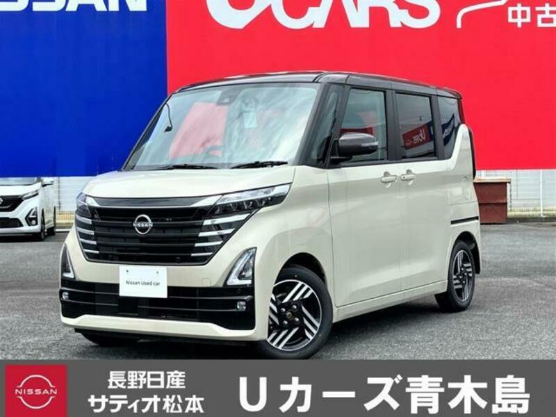 NISSAN ROOX