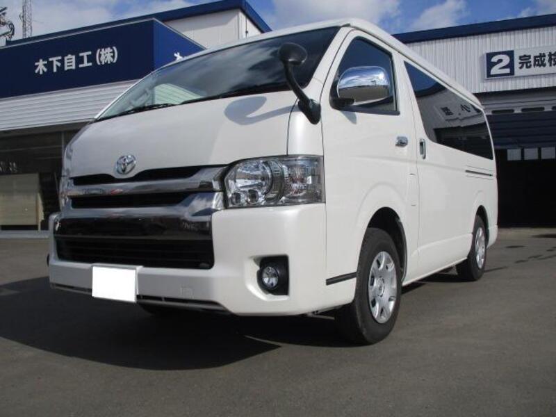 HIACE VAN