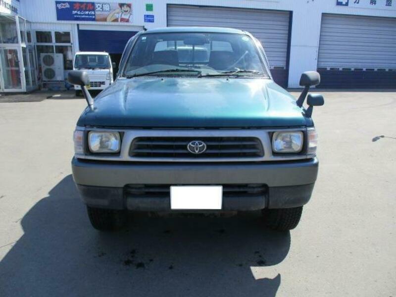 HILUX