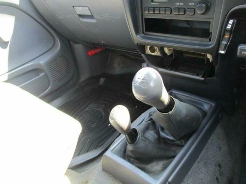 HILUX