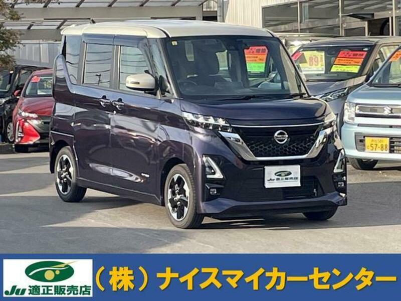 NISSAN ROOX