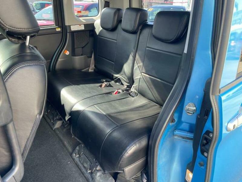 ROOMY