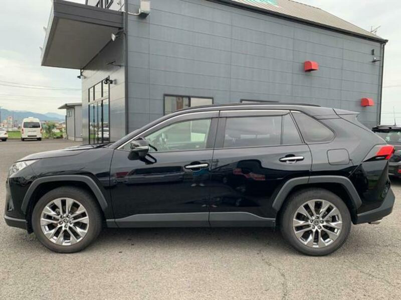 RAV4