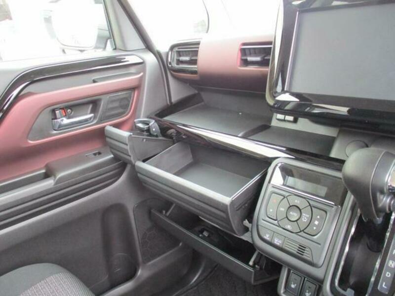 SPACIA CUSTOM