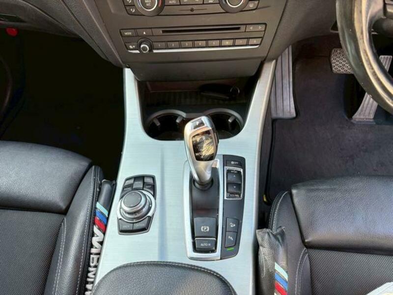 X3