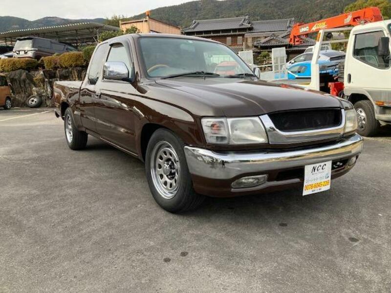 HILUX