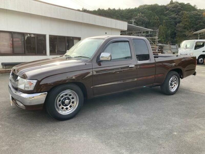HILUX