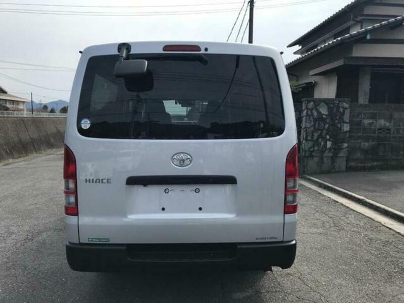 HIACE VAN