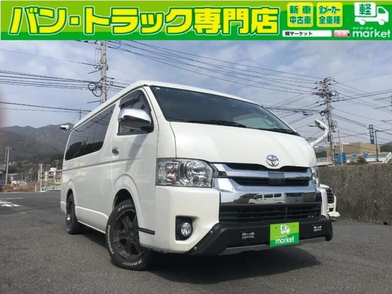 TOYOTA HIACE WAGON