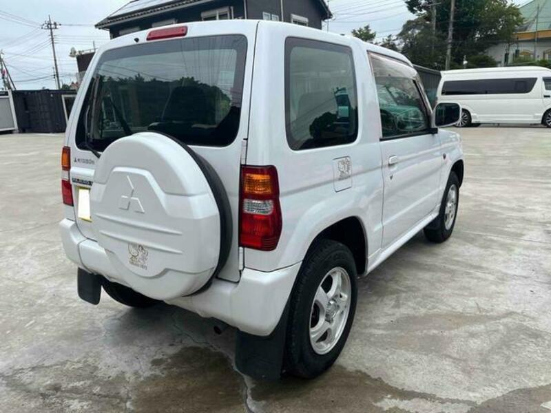 PAJERO MINI