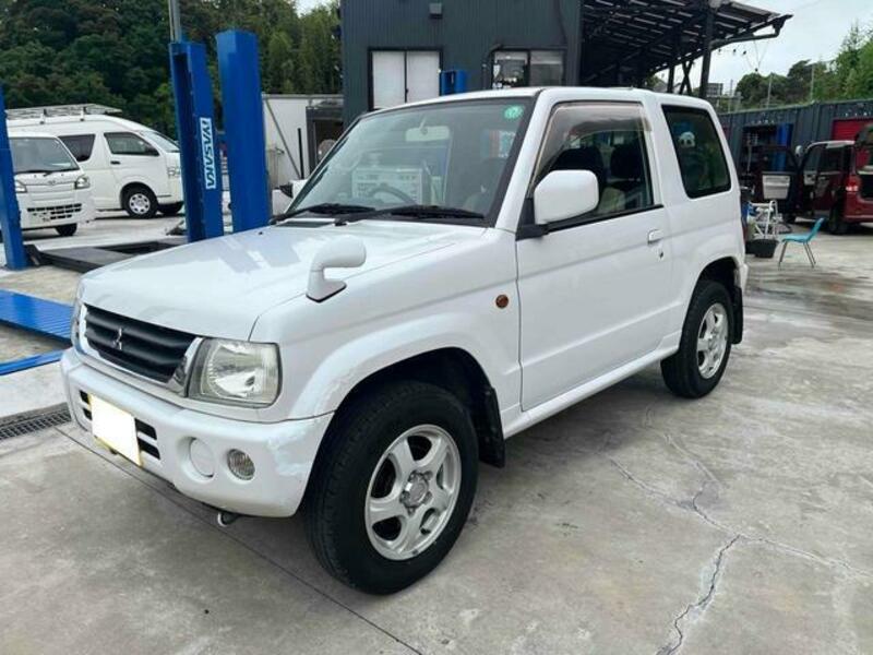 MITSUBISHI PAJERO MINI