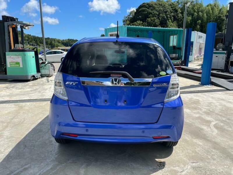 FIT HYBRID