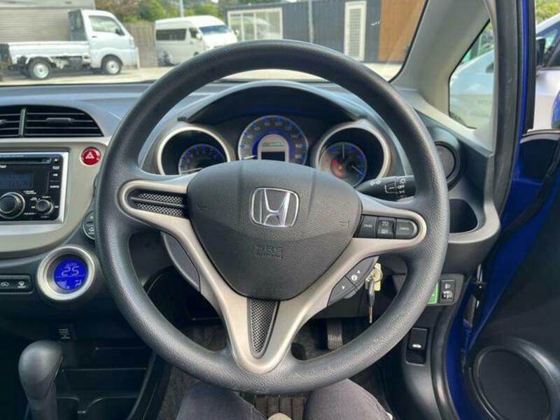 FIT HYBRID