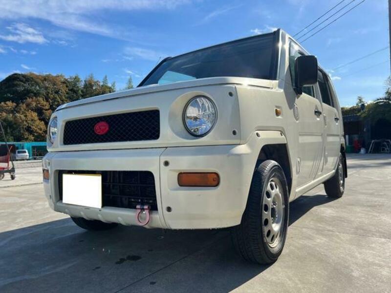 DAIHATSU NAKED