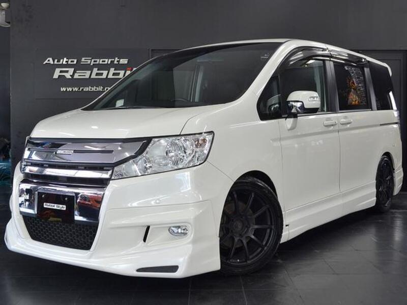 HONDA STEPWAGON SPADA