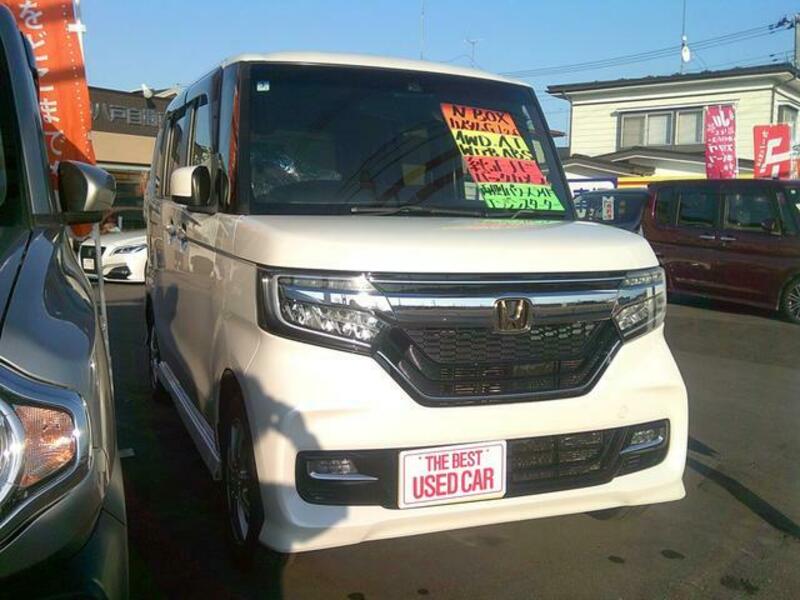 N BOX CUSTOM