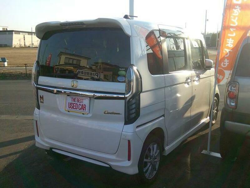 N BOX CUSTOM