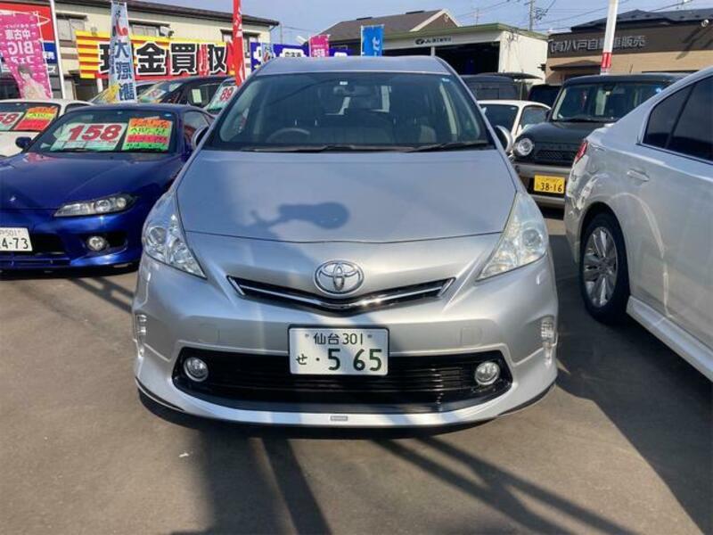 PRIUS ALPHA