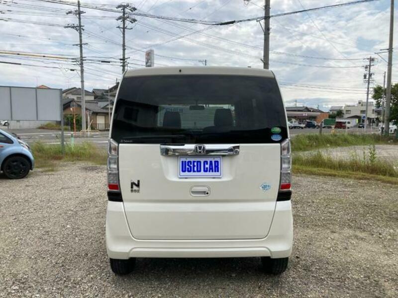 N BOX