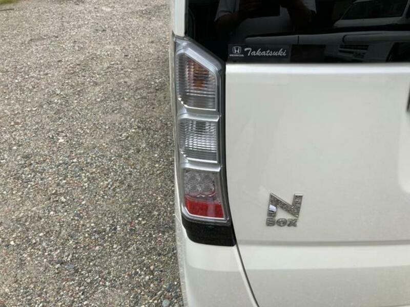 N BOX