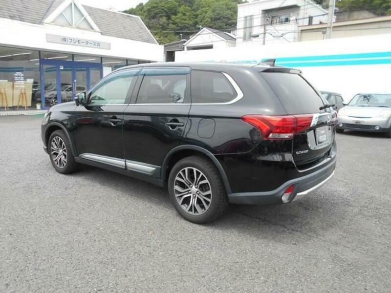 OUTLANDER
