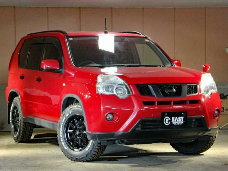 X-TRAIL