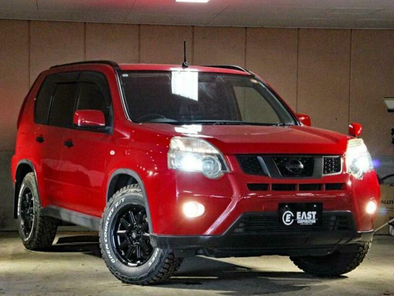 X-TRAIL