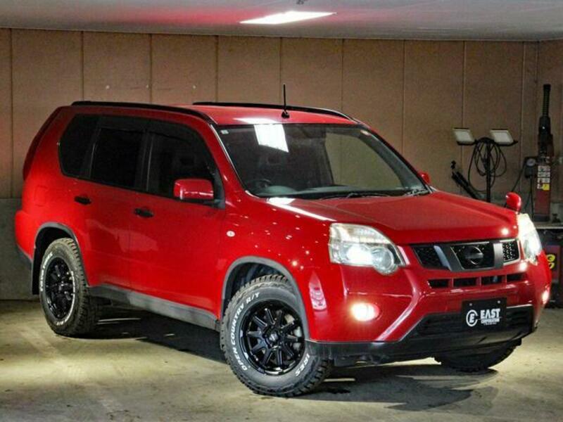 X-TRAIL