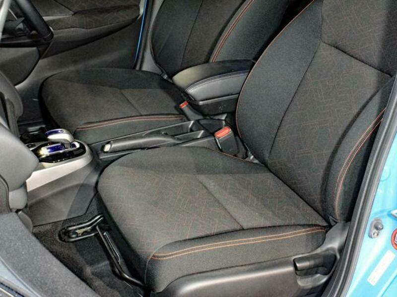 FIT HYBRID