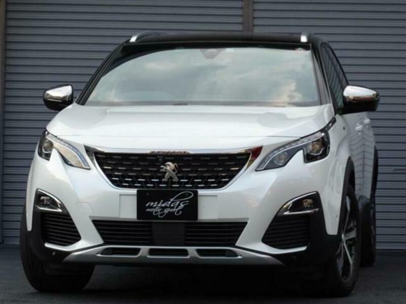 PEUGEOT 5008