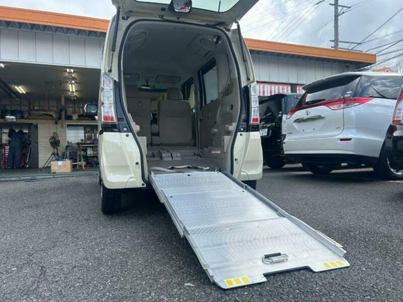 HONDA N BOX PLUS