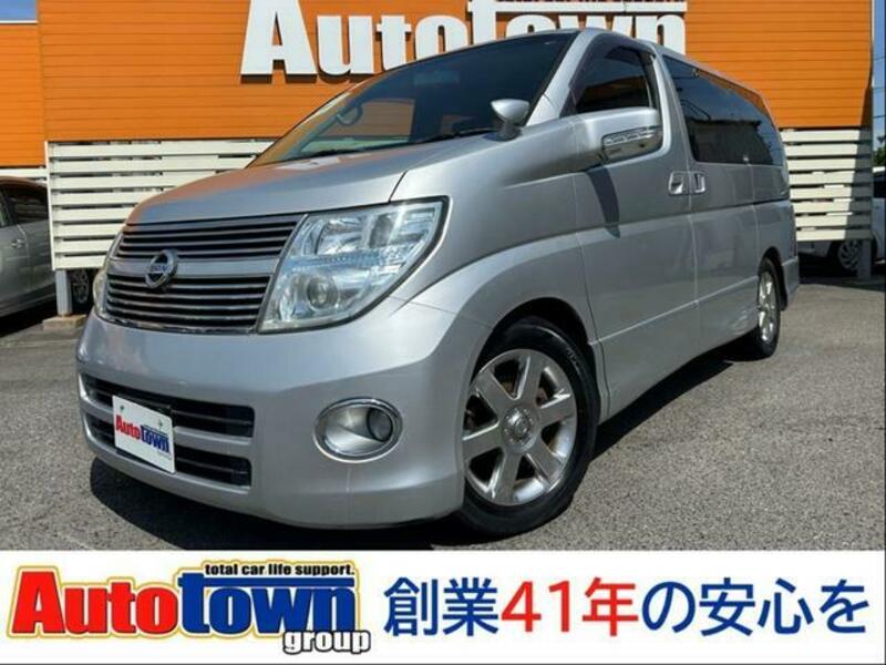 NISSAN ELGRAND
