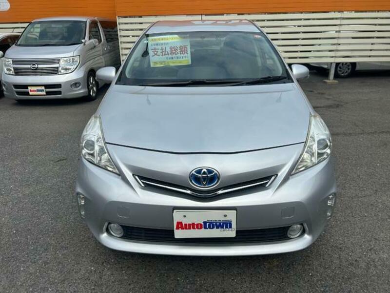 PRIUS ALPHA