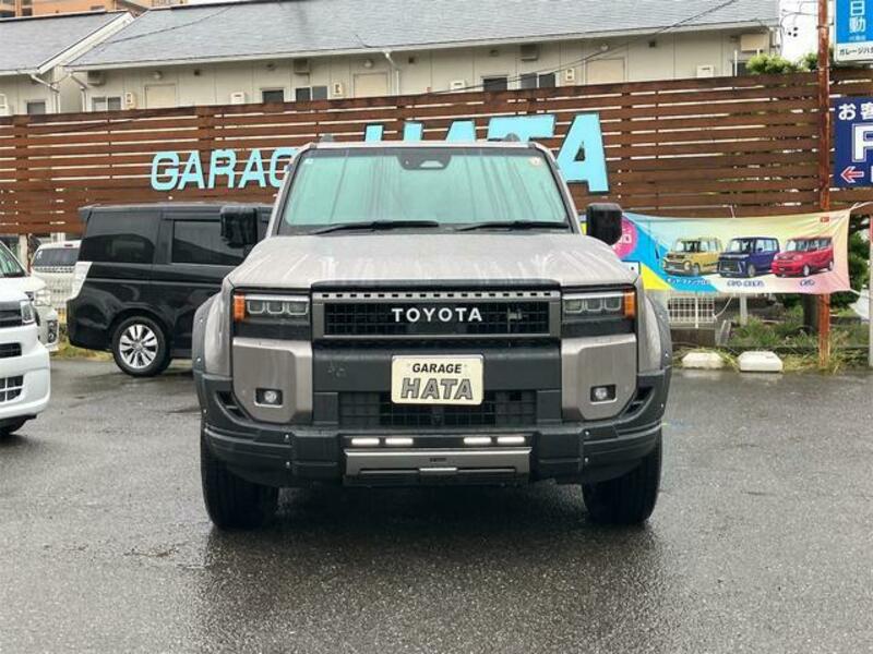 LAND CRUISER 250
